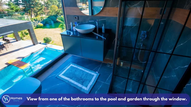 Villa With Pool in Istanbul - Bathroom