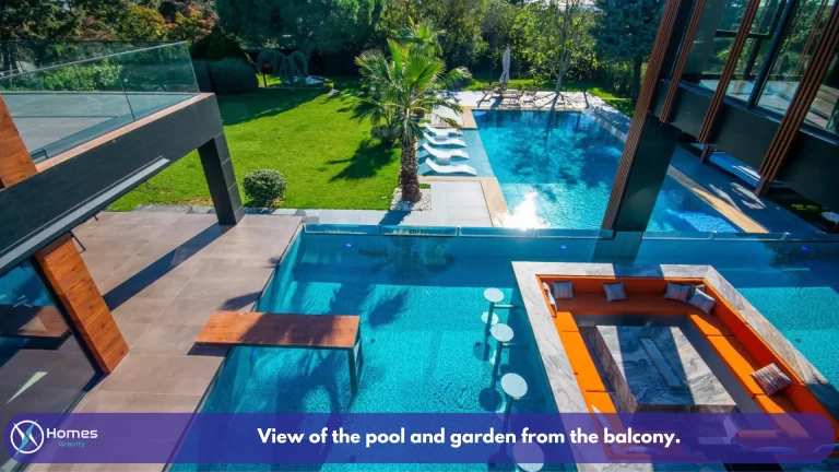 Villa With Pool in Istanbul - Pool